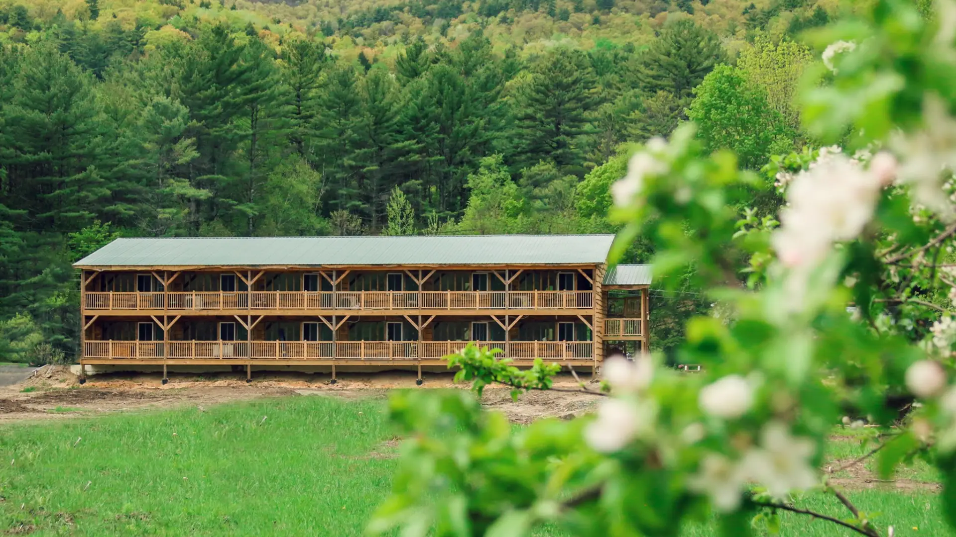 exterior of Halfway House Motel
