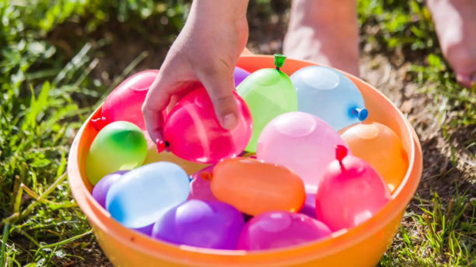 water balloons
