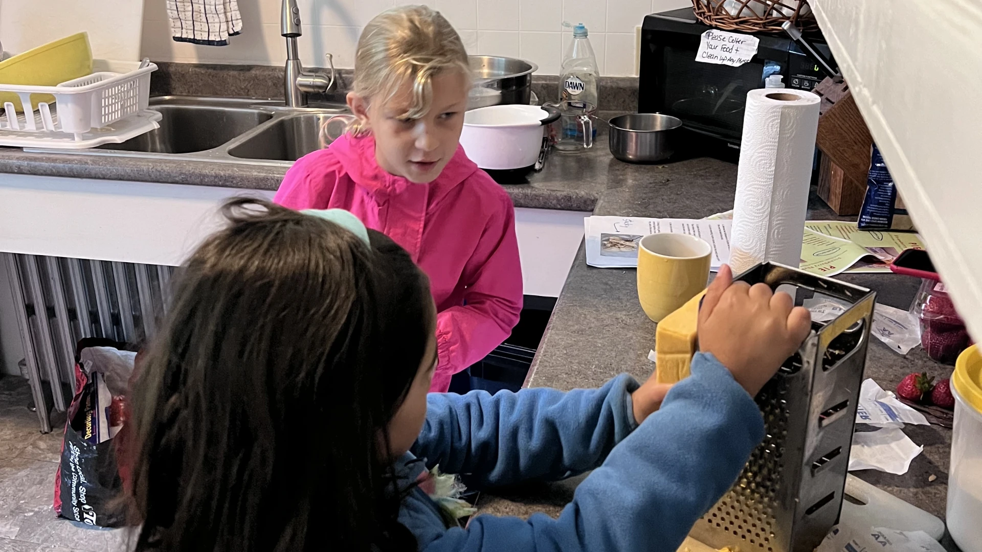kids cooking