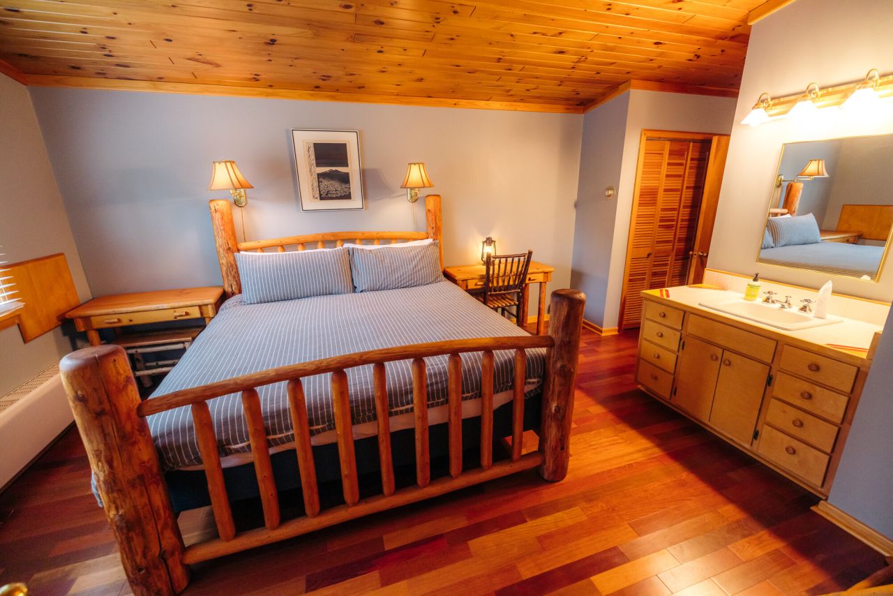 Staying at New Vida.