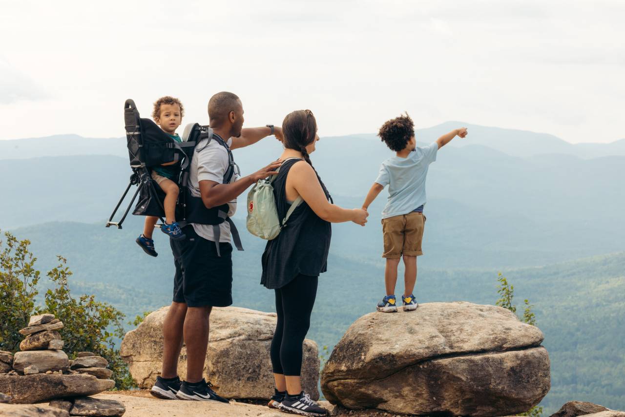 A family hiking on Cobble Lookout
