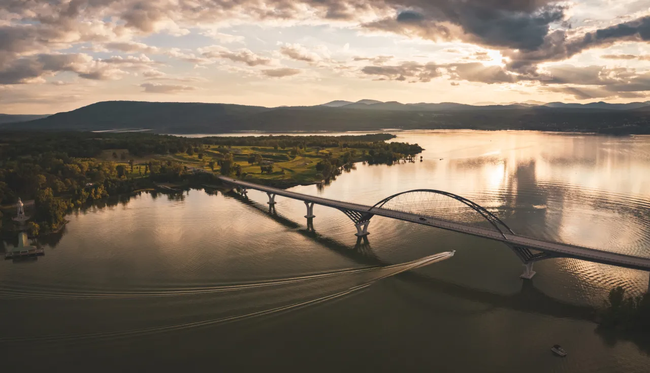 A view of the Lake Champlain Bridge.